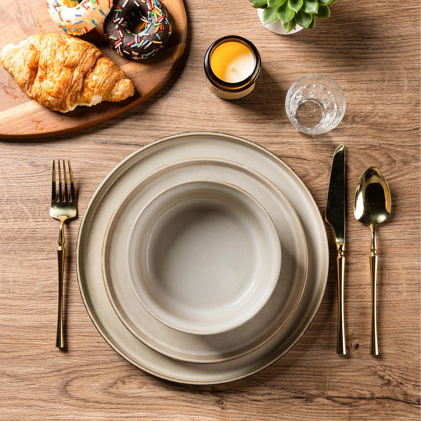 AmorArc Stoneware Dinnerware Set – Reactive Glaze, Service for 8